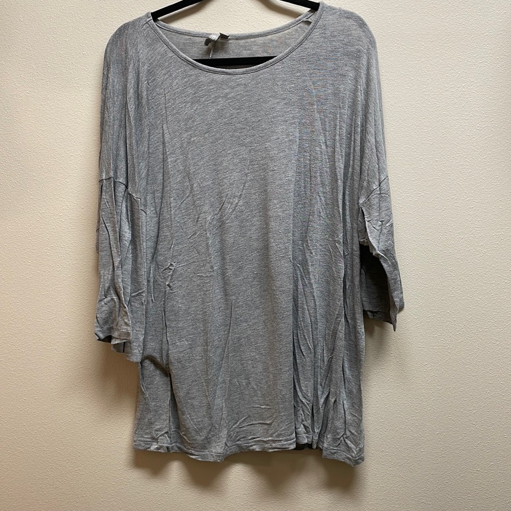 Asos oversized grey tee shirt (split back)